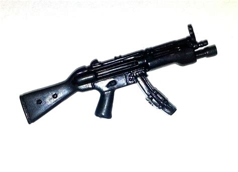 SWAT Submachine Gun with Flashlight BLACK Version - 1:18 Scale Weapon for 3 3/4 Inch Action Figures