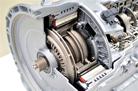 What Is Semi-Automatic Transmission? 3 Things for Students in Automotive Technology Training to Know