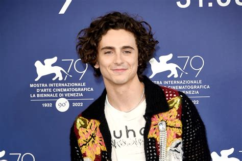 Timothee-Chalamet-Venice-Film-Festival-2022-Bones-All-Red-Carpet ...