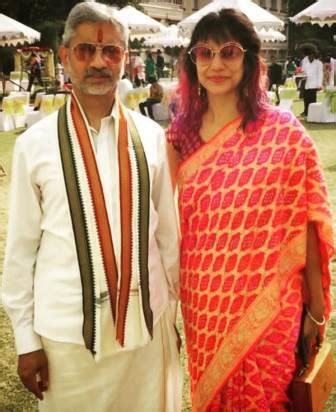 S Jaishankar Biography, Age, Height, Father, Family, Wife, Son, Net Worth & More