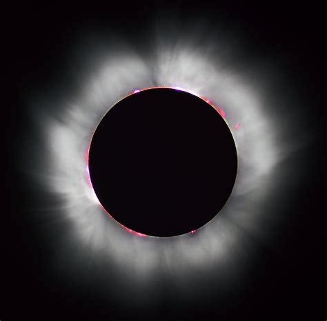 File:Solar eclipse 1999 4 NR.jpg - Wikipedia, the free encyclopedia