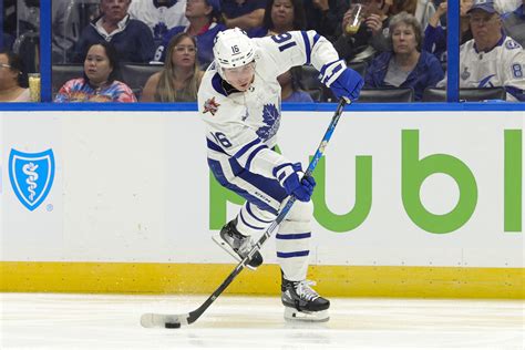 John Tavares, Leafs rally to edge Lightning in OT | Reuters