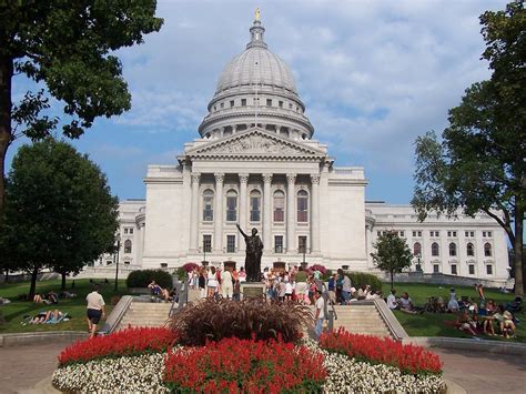 15 Best Things to Do in Madison (WI) - The Crazy Tourist