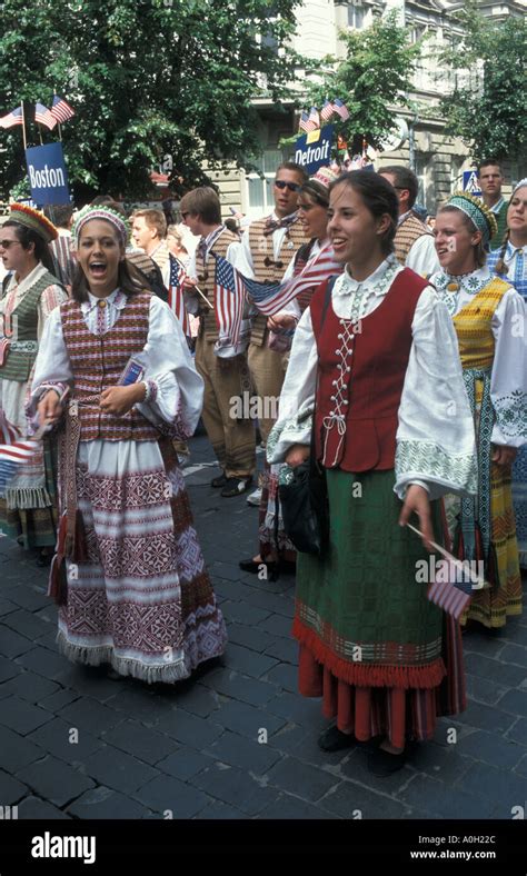 Lithuania Vilnius Lithuanian girls in national dress at a summer Stock Photo: 1839659 - Alamy