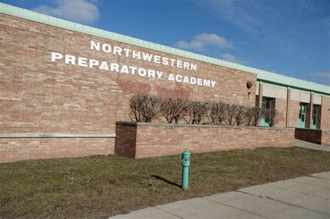 Flint Northwestern High School locked down after threat - mlive.com