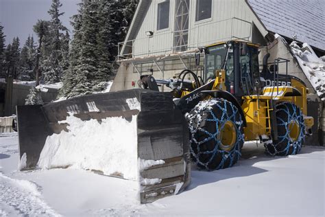 Construction Equipment Winter Maintenance Tips | MachineFinder