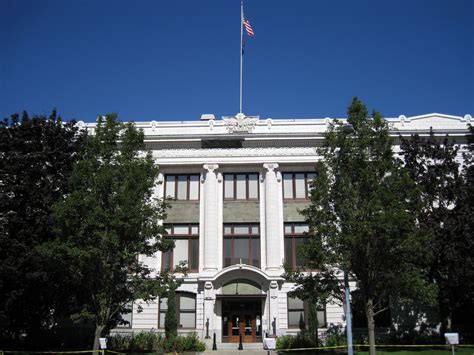 Oregon Supreme Court Building - Salem, Oregon - Wikipedia Entries on Waymarking.com