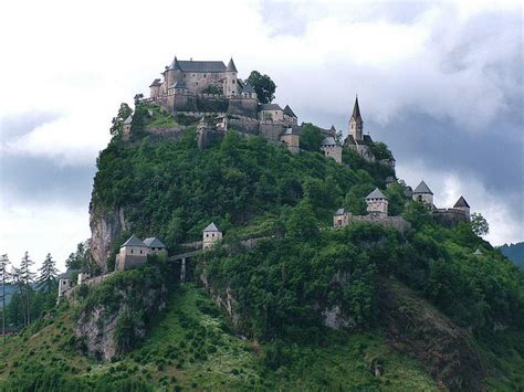 Hochosterwitz Castle, considered to be one of... - It's a beautiful world