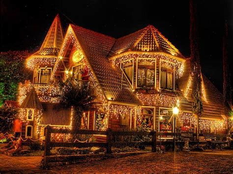 Beautiful | Christmas house lights, Christmas lights, Christmas lights ...