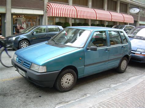 File:Fiat Uno blue.JPG