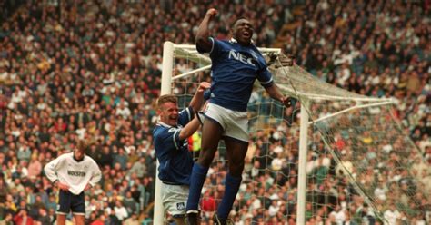 Daniel-Amokachi-Everton - Planet Football