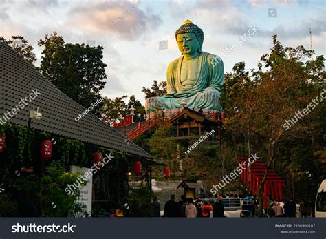 Lampang Thailand December 30 2022 Tourist Stock Photo 2250960187 | Shutterstock