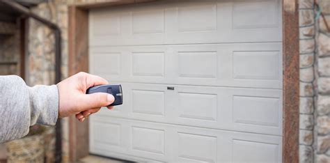 Benefits of Upgrading to a Smart Garage Door Opener