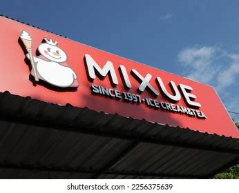 Mixue Signboard Mixue Franchise Company That Stock Photo 2256375639 ...