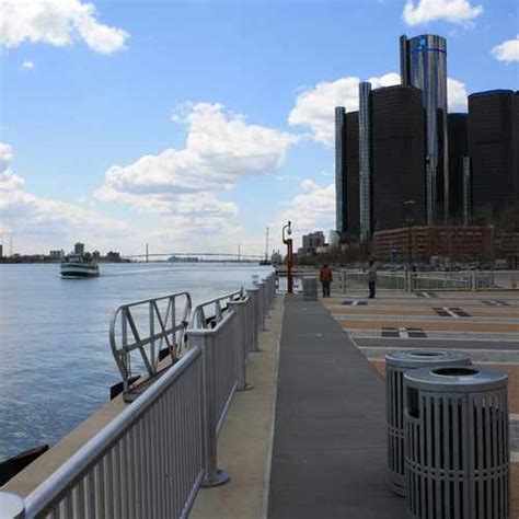 Detroit Riverwalk, Detroit MI - Walk Score