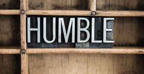 How to Be Humble in Your Daily Life (70 Ways to Do It Right)