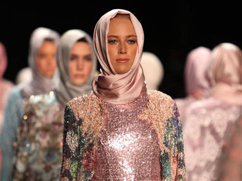 Muslim fashion designer makes history with hijab collection at New York ...