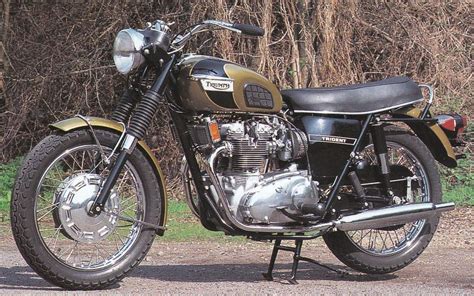 Triumph Trident T150 750 (1971) technical specifications