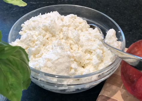 How to Make Whole Milk Ricotta@judyschickens | Food, Ricotta, Cooking