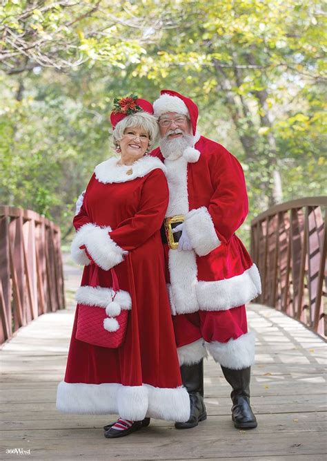 Mr and Mrs Claus | Mrs claus outfit, Mrs clause costume, Mrs santa ...