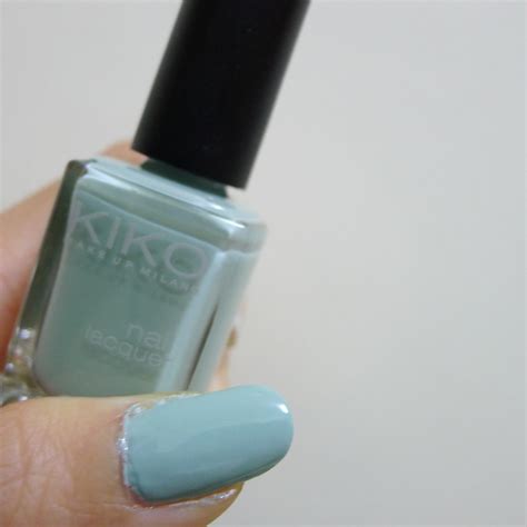 BOrNiiLOVE: KIKO cosmetic nail polish 345 Jade Green