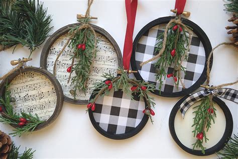 DIY Embroidery Hoop Christmas Ornaments | More Like Grace