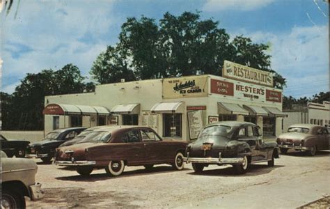 Hester's Drive Inn & Restaurant Leesburg, FL Postcard