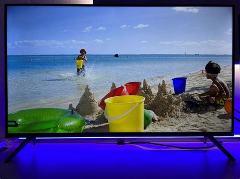 What Really Causes Horizontal Lines on TV Screen? 13 Expert Remedies ...