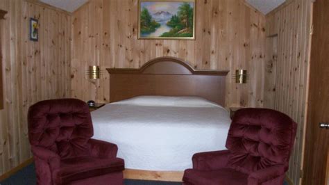 Sunnyside Motel & Cottages from $173. Bar Harbor Hotel Deals & Reviews ...