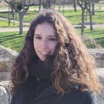 Angélica Santa Cruz del Barrio_en – UVainvestiga – Investigación en la Universidad de Valladolid