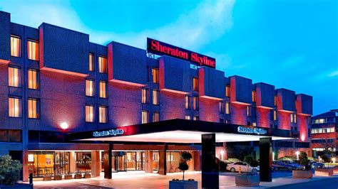 Hotel near London Heathrow Airport | Sheraton Skyline Hotel London Heathrow