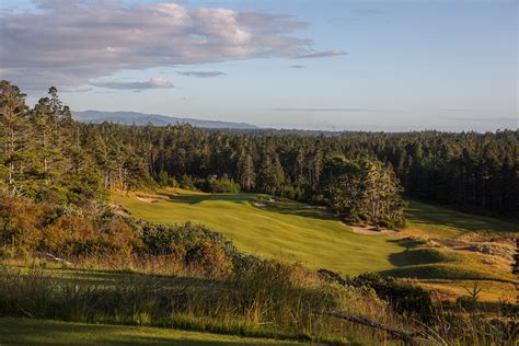 Bandon Dunes Golf: The Ultimate Guide to Visiting the World's Best Golf Resort