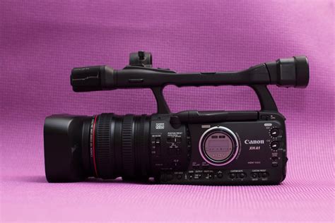 2 Canon Xh A1 Hdv 1080i Digital Video Camcorder W/ Camera Light - Art, Graphics & Video - Nigeria