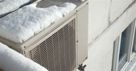 7 Reasons Your AC Unit is Freezing Up & What to Do - Plumbing Sniper