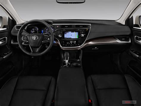 2018 Toyota Avalon Hybrid: 19 Interior Photos | U.S. News