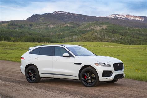 2019 Jaguar F-Pace SUV Specs, Review, and Pricing | CarSession