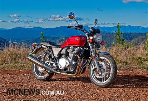 2010 Honda CB1100 Review | MCNews