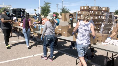 El Paso church, food bank work to feed thousands of families: Get a ...