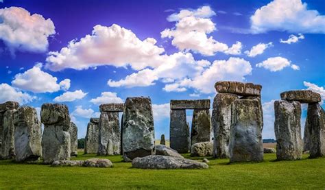 Top 10 Facts about Stonehenge, England (2024 Edition) - UK Travel Blog