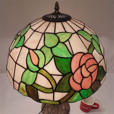 Rose Tiffany Lamp 16S0-114 | Tiffany stained glass, Stained glass lamps, Stained glass art