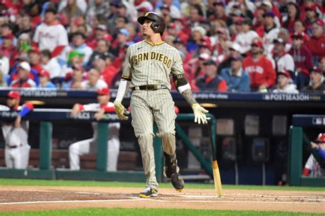 Watch Manny Machado taunt Phillies crowd from all angles (Video)