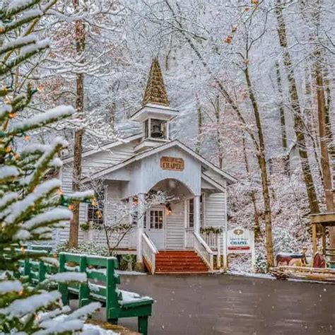 Does It Snow in Pigeon Forge, Tennessee? - Smoky Mountain Opry