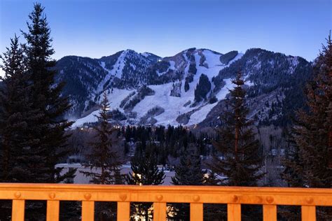 Luxurious Willoughby Way Mansion with Stunning Aspen Mountain Views UPDATED 2022 - Tripadvisor ...