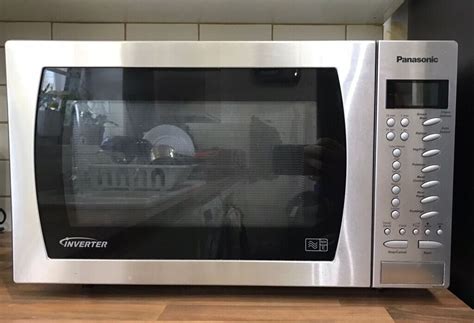 Panasonic NN-ST479S 900W 27L Inverter Microwave Oven | in Camberwell ...