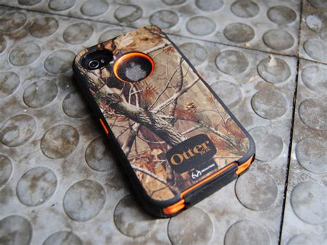 Otterbox Defender iPhone Case in Real Tree Camo