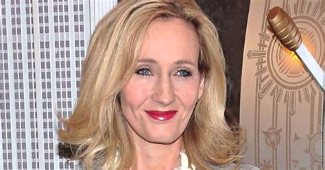 J. K. Rowling Biography - Facts, Childhood, Family Life & Achievements