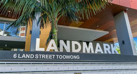 LANDMARK TOOWONG