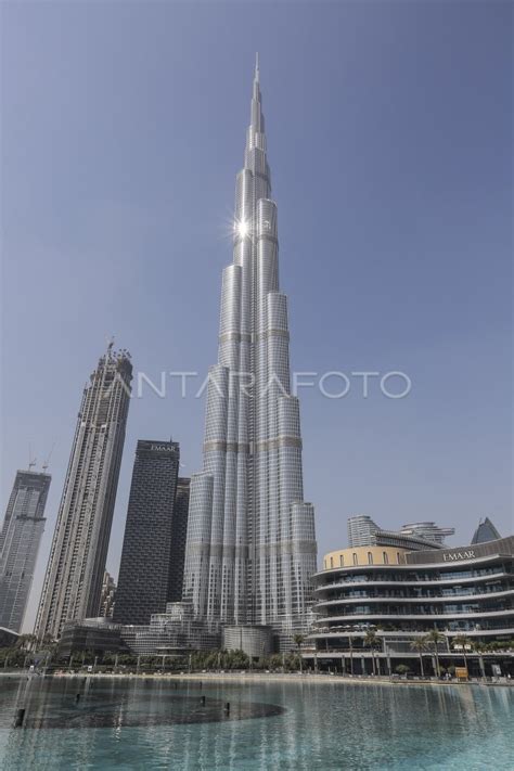 GEDUNG PENCAKAR LANGIT BURJ KHALIFA | ANTARA Foto