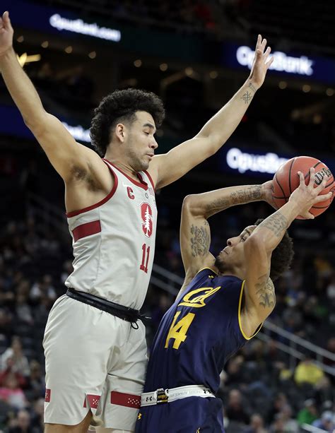 Stanford sends message with dominating win over Cal