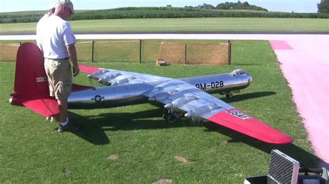 6 engines and HUGE 19' foot wing span scale B 36 flys at NAMFI 2010 ...